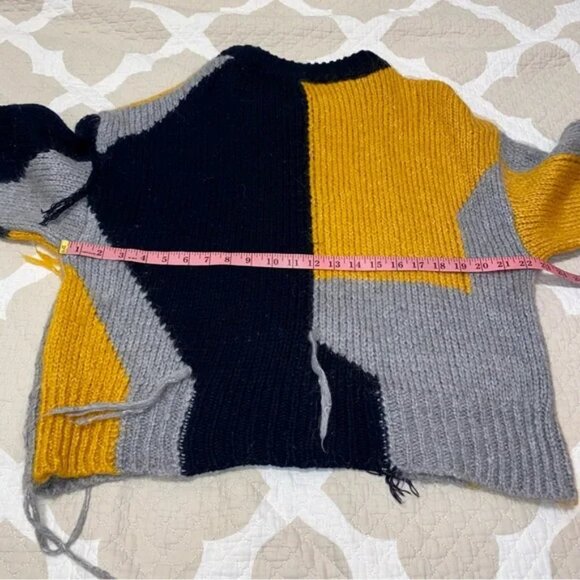 Zara Fringed Contrasting Wool Mohair Sweater - Picture 7 of 8